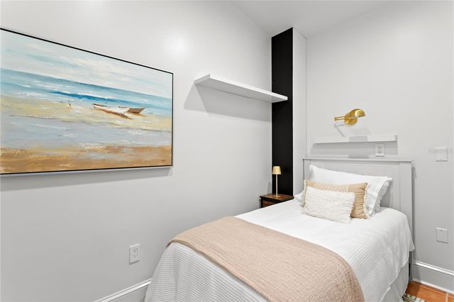 111 ESTADO WAY NE, St Petersburg, FL 33704