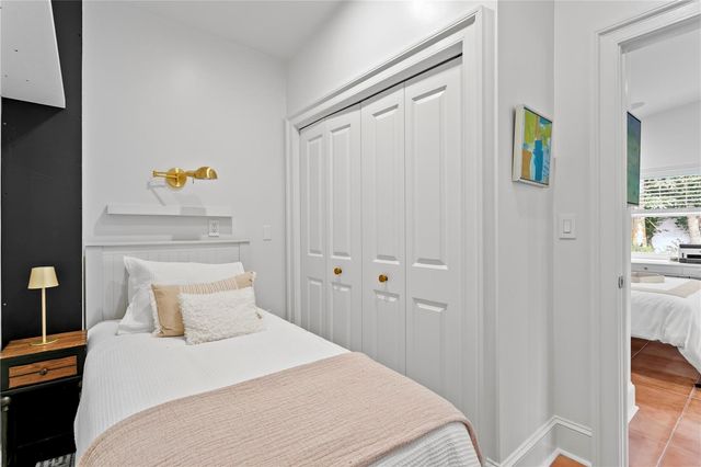 111 ESTADO WAY NE, St Petersburg, FL 33704