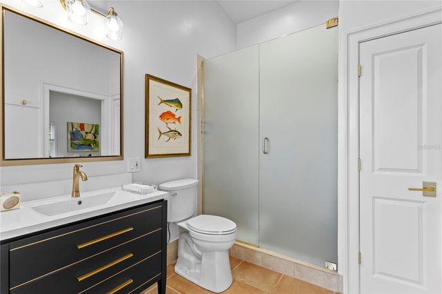 111 ESTADO WAY NE, St Petersburg, FL 33704