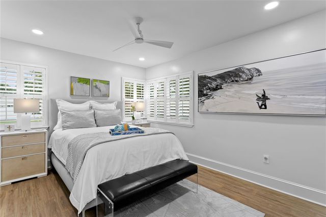 111 ESTADO WAY NE, St Petersburg, FL 33704