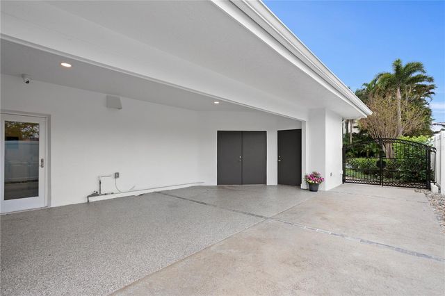 111 ESTADO WAY NE, St Petersburg, FL 33704