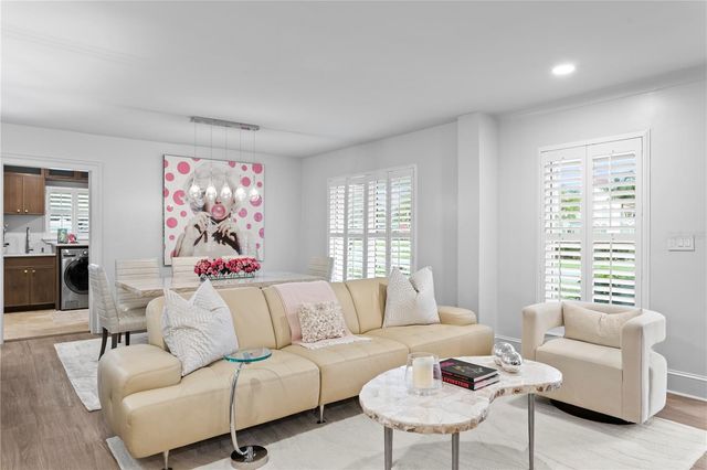 111 ESTADO WAY NE, St Petersburg, FL 33704