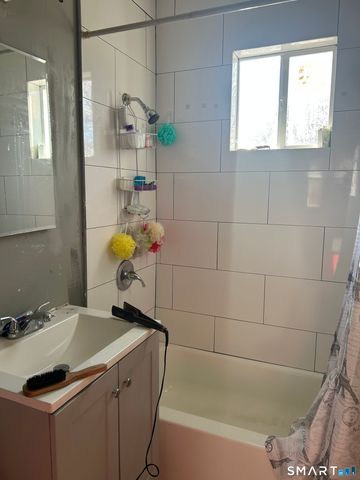 57 Love Lane, Hartford, CT 06112