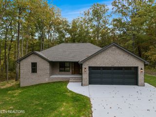 81 Westridge Tr, Monterey, TN 38574