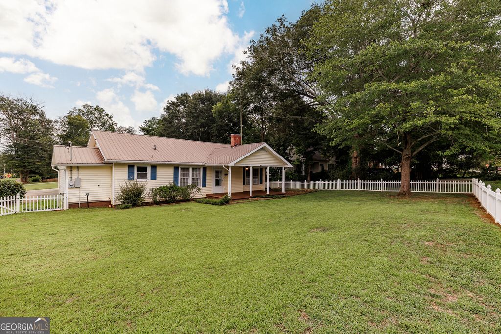 382 Elizabeth Street, Commerce, GA 30529 — photo 4