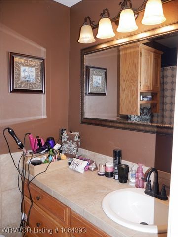 1702 Nixon Road, Lavaca, AR 72941