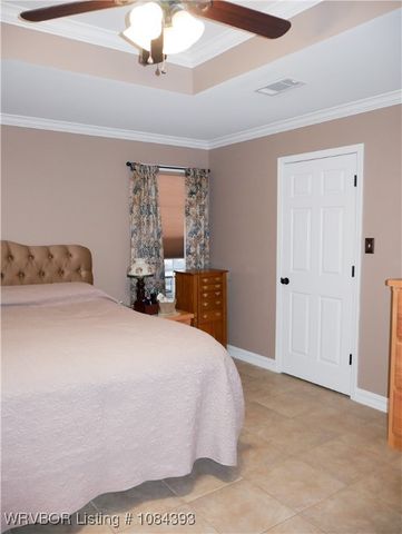 1702 Nixon Road, Lavaca, AR 72941