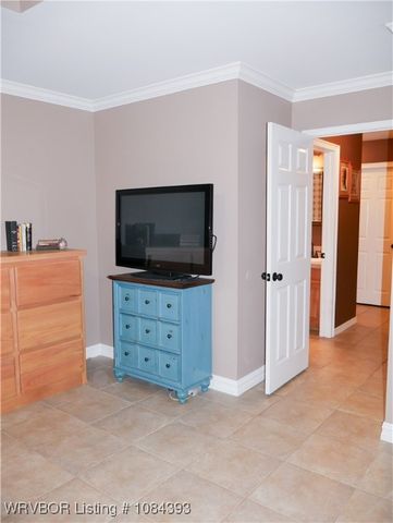 1702 Nixon Road, Lavaca, AR 72941