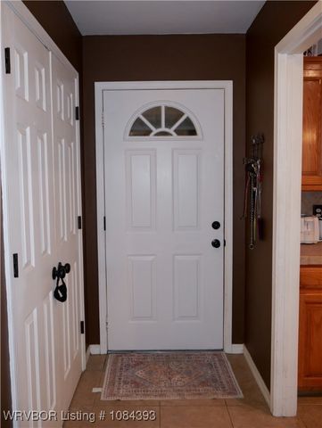 1702 Nixon Road, Lavaca, AR 72941