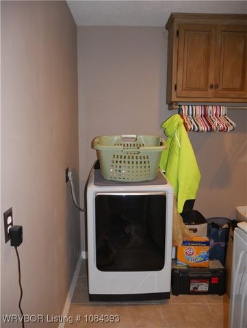 1702 Nixon Road, Lavaca, AR 72941