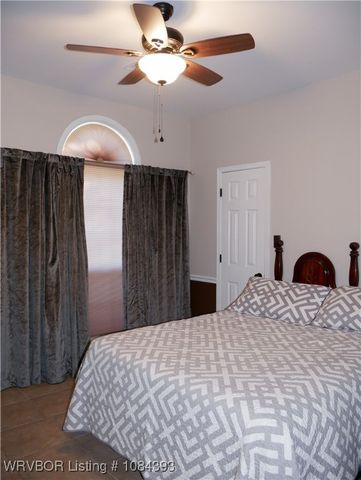 1702 Nixon Road, Lavaca, AR 72941