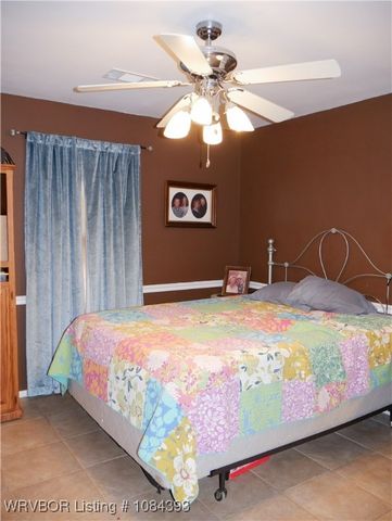 1702 Nixon Road, Lavaca, AR 72941