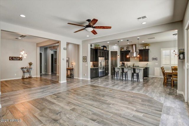 26261 N 106TH Drive, Peoria, AZ 85383