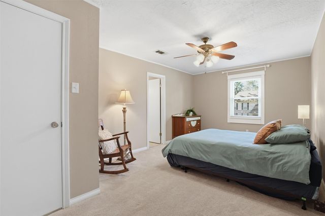 3207 Candleknoll Drive, Spring, TX 77388