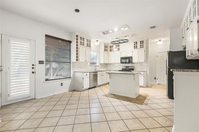 2604 Stenson DR, Cedar Park, TX 78613