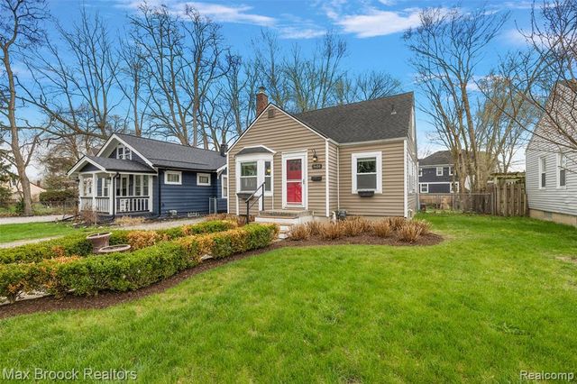 1406 E Lincoln Avenue, Royal Oak, MI 48067