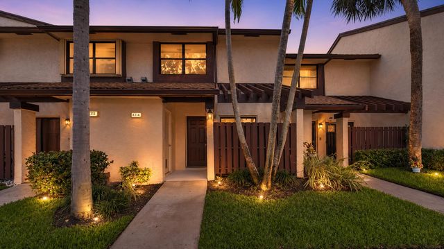4314 Carambola Circle N, Coconut Creek, FL 33066