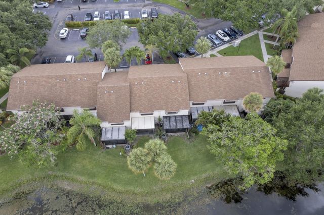 4314 Carambola Circle N, Coconut Creek, FL 33066