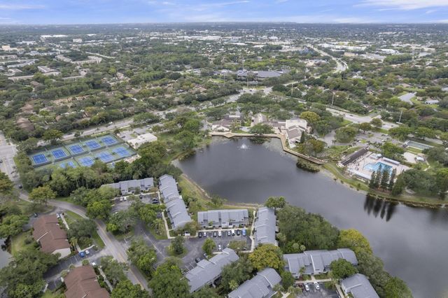4314 Carambola Circle N, Coconut Creek, FL 33066