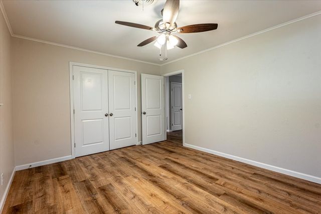 1762 N McCart Street, Stephenville, TX 76401