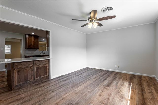 1762 N McCart Street, Stephenville, TX 76401