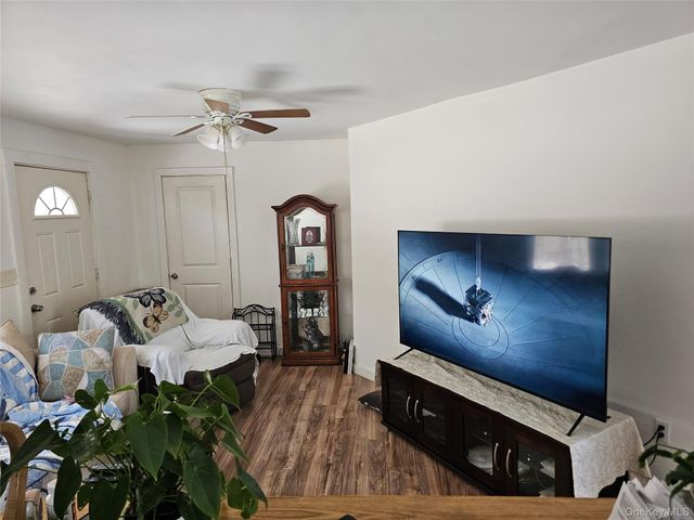 11 Philcox Road, Middletown, NY 10940