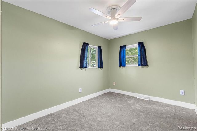 5251 Gateshead Street, Grosse Pointe, MI 48236