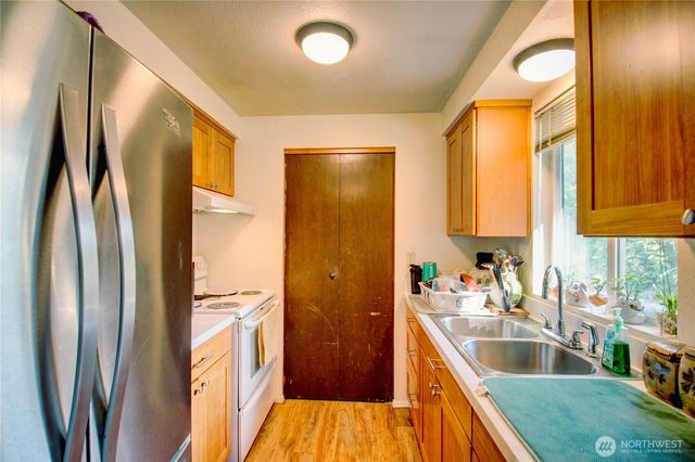 1100 N 18th Street, Mount Vernon, WA 98273