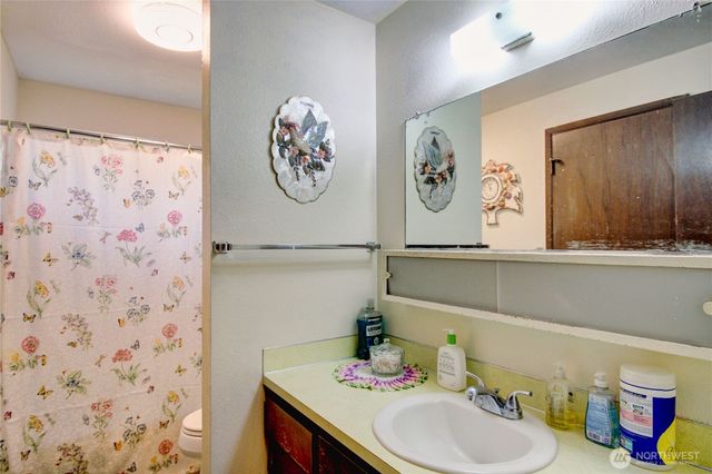 1100 N 18th Street, Mount Vernon, WA 98273