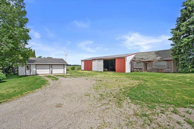 6544 Mohawk ROAD, Allenton, WI 53002