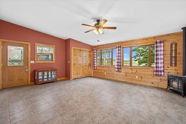 6544 Mohawk ROAD, Allenton, WI 53002