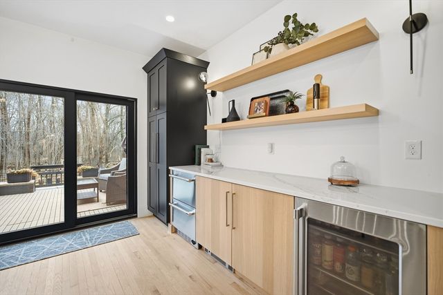 20 Mount Joy Drive, Tewksbury, MA 01876