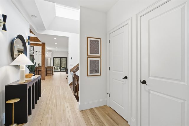 20 Mount Joy Drive, Tewksbury, MA 01876