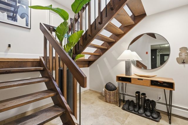 20 Mount Joy Drive, Tewksbury, MA 01876