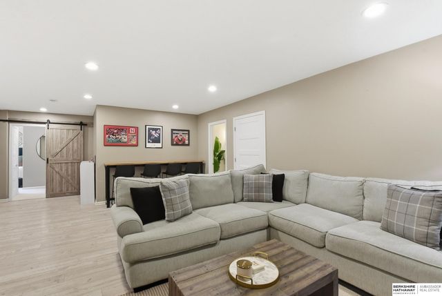 4605 S 193rd Street, Omaha, NE 68135