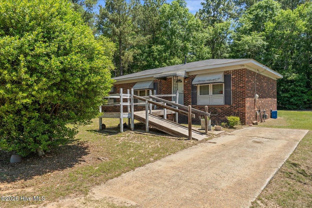 203 Green Street S, New Ellenton, SC 29809