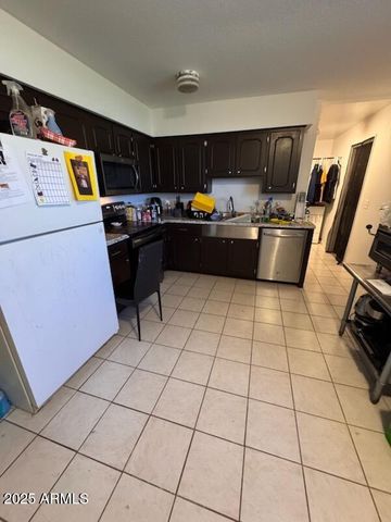 636 N 94TH Way, Mesa, AZ 85207