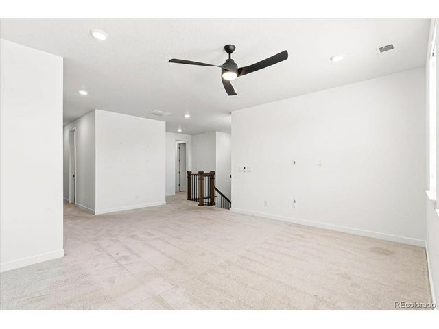 22441 E Narrowleaf Cir, Aurora, CO 80016
