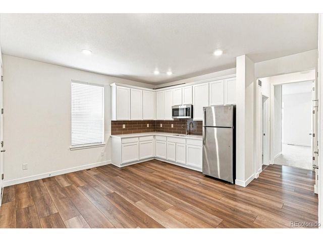 22441 E Narrowleaf Cir, Aurora, CO 80016