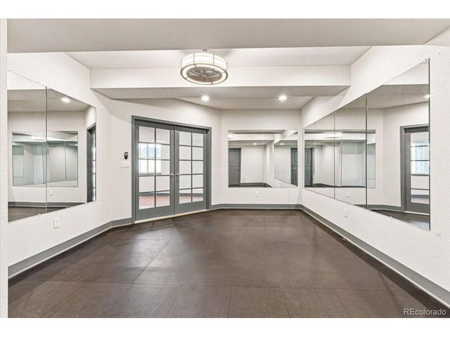 22441 E Narrowleaf Cir, Aurora, CO 80016