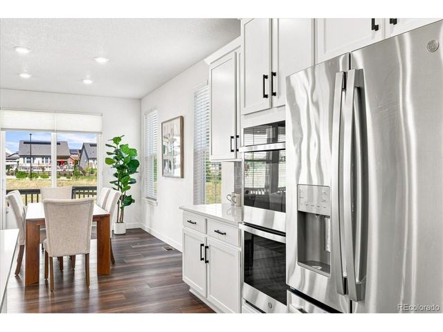 22441 E Narrowleaf Cir, Aurora, CO 80016
