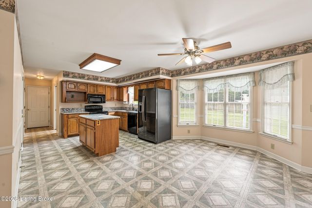 4100 Kirby Ln, Jeffersontown, KY 40299