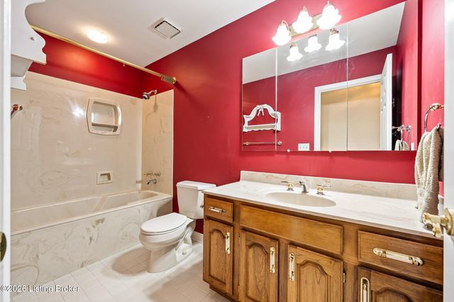 4100 Kirby Ln, Jeffersontown, KY 40299