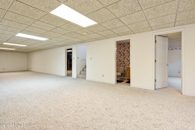 4100 Kirby Ln, Jeffersontown, KY 40299