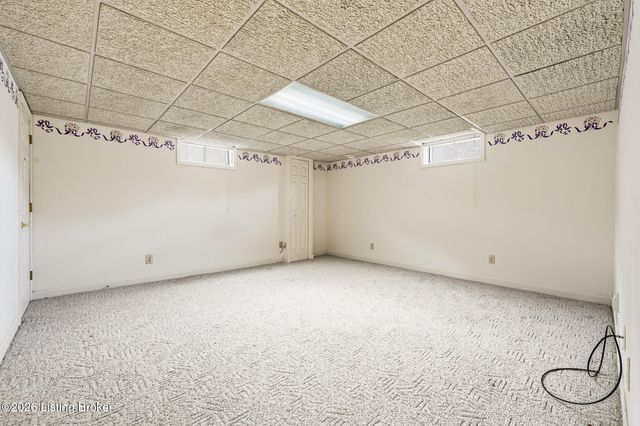 4100 Kirby Ln, Jeffersontown, KY 40299