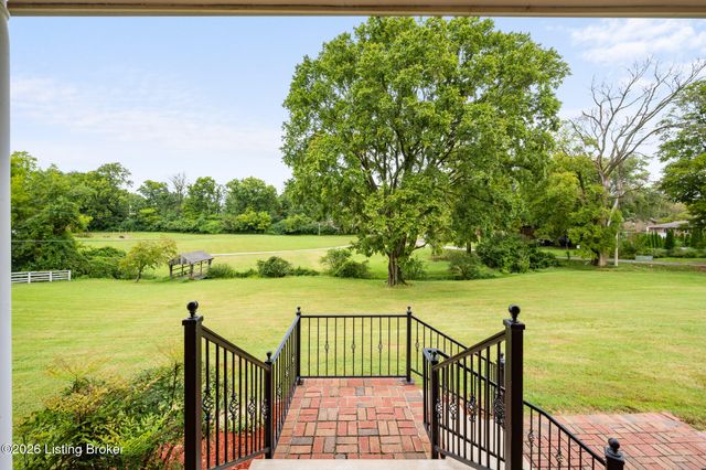 4100 Kirby Ln, Jeffersontown, KY 40299