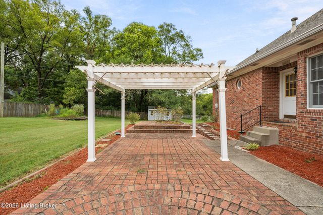 4100 Kirby Ln, Jeffersontown, KY 40299