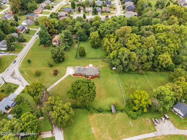 4100 Kirby Ln, Jeffersontown, KY 40299