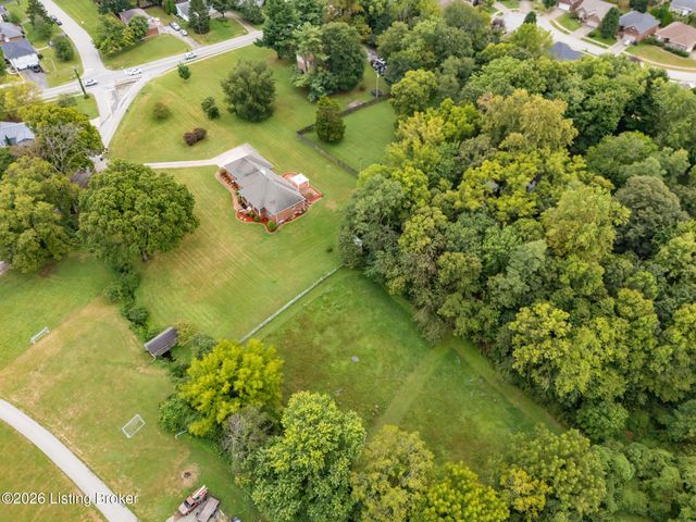 4100 Kirby Ln, Jeffersontown, KY 40299