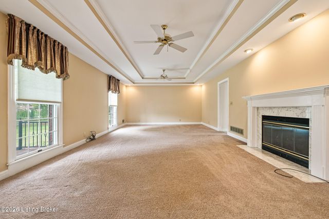4100 Kirby Ln, Jeffersontown, KY 40299